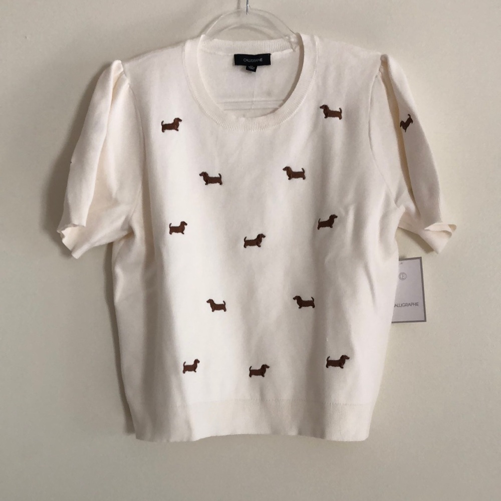 Cream Short Sleeve Sweater with Dachshund Dog Pattern
